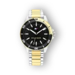 Tommy Hilfiger Logan férfi óra fekete számlappal és fém szíjjal.