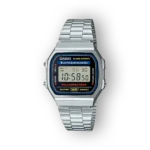 Ezüst színű Casio digitális karóra fekete kerettel, világító kijelzővel, vízálló felirattal és sorszámmal a számlapon.