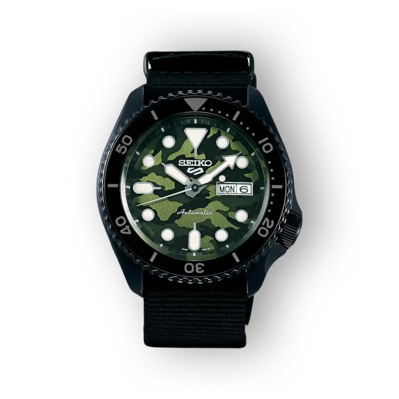 Seiko 5 Sports
  SRPJ37K1