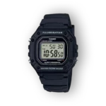 Fekete, digitális Casio óra, világító funkcióval, vízálló 50 méterig, fehér LCD kijelző különböző funkciók kijelzésével.