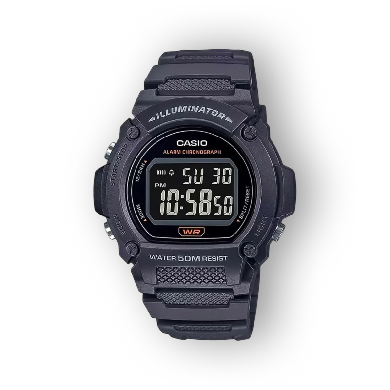 Fekete, digitális Casio óra fekete szíjjal, vízállósági jelzéssel, világos képernyőn az idő és dátum látható.