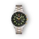 Swiss Alpine Military 7047.9115 karóra fekete számlappal és ezüstös szíjjal.
