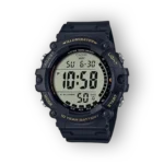 Casio digitális karóra fekete szíjjal, elölnézetben