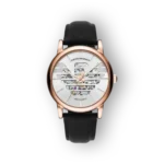 Emporio Armani Luigi AR60031 elegáns karóra fekete bőr szíjjal és ezüst számlappal.