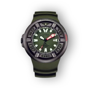 Zöld számlapú Citizen Promaster BJ8057-17X búváróra, fekete kerettel és piros mutatóval.