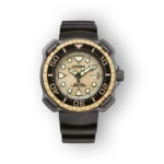 Citizen Promaster Marine BN0226-10P fekete szíjjal és arany kerettel, világító számlappal. 200 méterig vízálló.