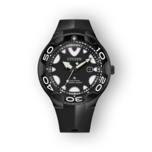 Fekete Citizen Promaster Orca óra, világító mutatókkal és 200 méteres vízállósággal.