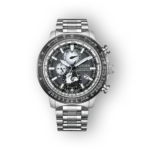 Citizen Eco-Drive karóra fém szíjjal előlnézetben.