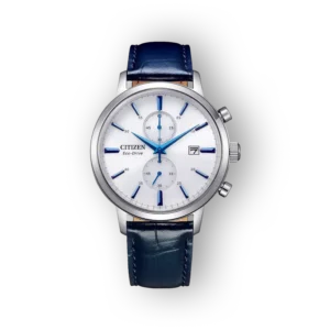 Citizen Eco-Drive CA7069-16A karóra, ezüst színű tok kék bőr szíjjal és fehér számlappal.