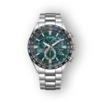 Citizen Super Titanium CB5946-82X zöld számlapos, titán férfi karóra, ezüst színű fém karkötővel.