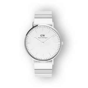 Daniel Wellington klasszikus fehér óra, fényes ezüsttokkal és csíkos szíjjal.
