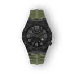 Guess férfi karóra zöld szíjjal, fekete számlappal és nagy számokkal. Tökéletes sportos megjelenéshez.