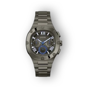 Fekete számlapos, ezüst szíjjal rendelkező Guess karóra, kék részletekkel és króm számjegyekkel.