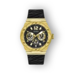 Arany színű Guess karóra fekete szíjjal, analóg kijelzővel és sportos designnal.