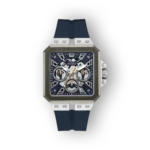 Guess GW0637G1 karóra kék szíjjal és szögletes, ezüst tokos dizájnnal.