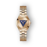 Arany színű Guess óra kék háromszögző formelemével és fém karkötővel.