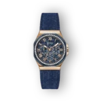 Kék denim szíjjal és arany részletekkel rendelkező Guess GW0753L5 női karóra.