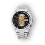 Orient SK Diver órája, arany és fekete színkombinációval.