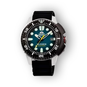 Orient M-Force automata búváróra fekete szíjjal, vízállósággal.