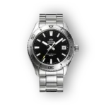 Orient férfi karóra fekete számlappal előlnézetből