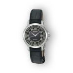 Seiko Premier SXDE05P1 fekete számlapú karóra ezüst házzal és bőr szíjjal.