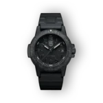 Luminox XS.0301.BO.L fekete férfi karóra, analóg kijelzővel és műanyag szíjjal.